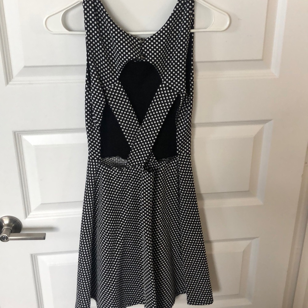 Dress - Picture 2 of 2